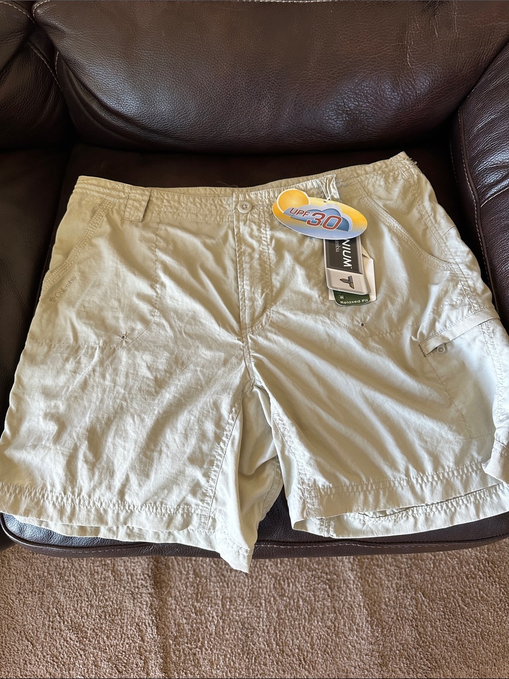 Columbia Women’s Khaki Cargo Shorts